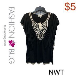 $5 ADD ON ITEM NWT  Fashion Bug Black & white cotton short sleeve top